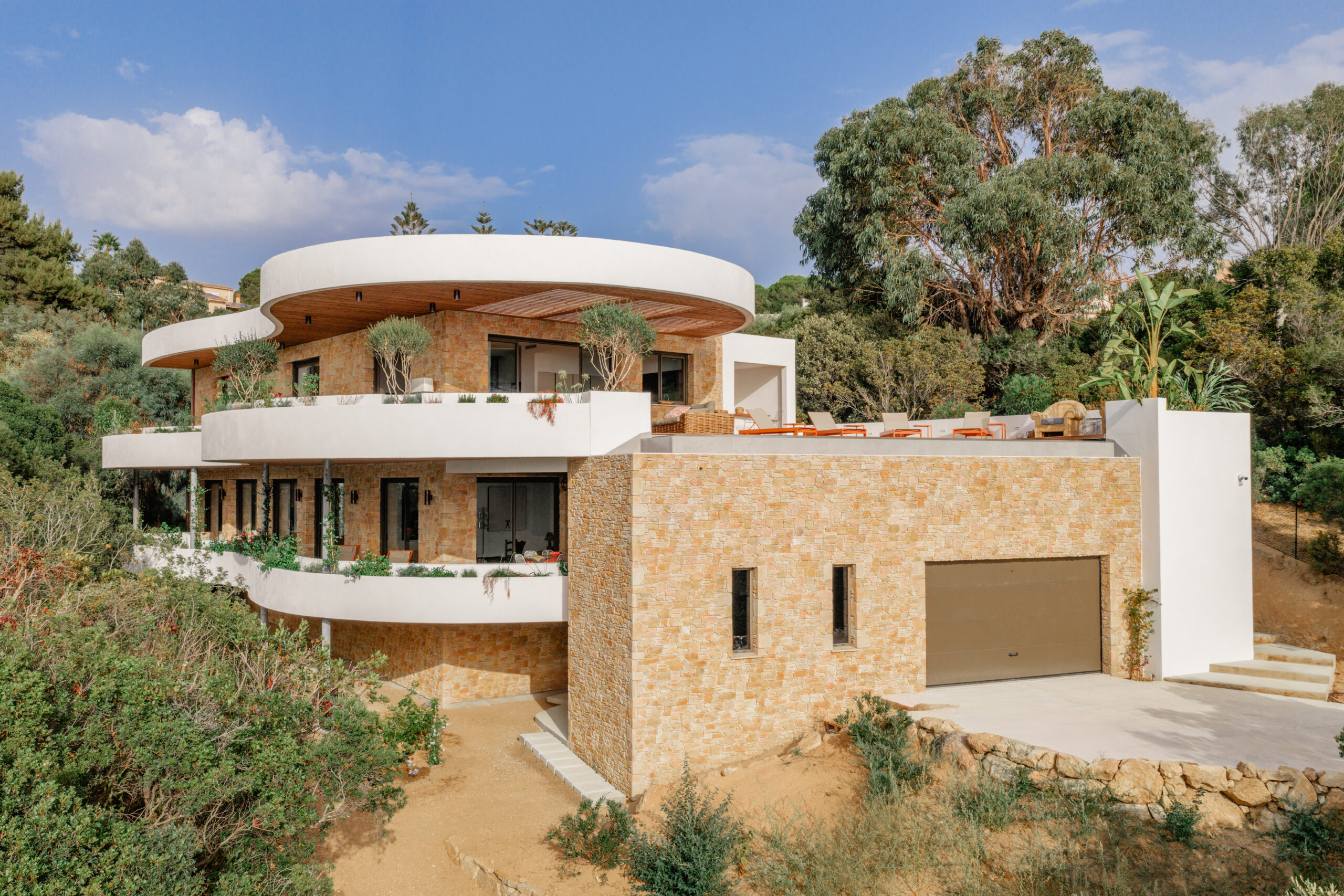 Villa Corse avec parement Roca ORSOL